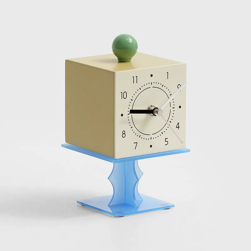 Nordic Cube Silent Pedestal Clock