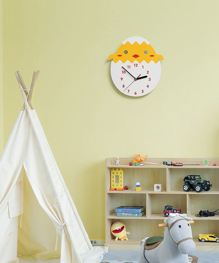 Egg-Shaped Silent Wall Clock – Playful Kitchen Design