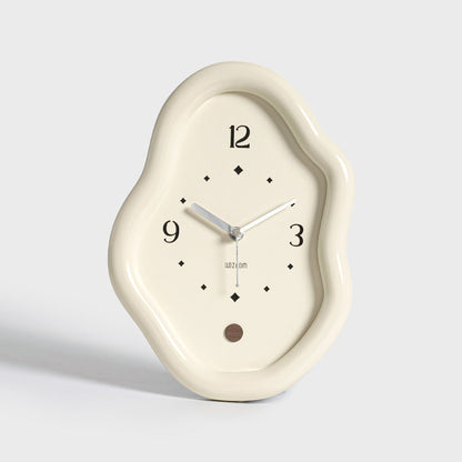 Modern Distorted Silent Table Clock