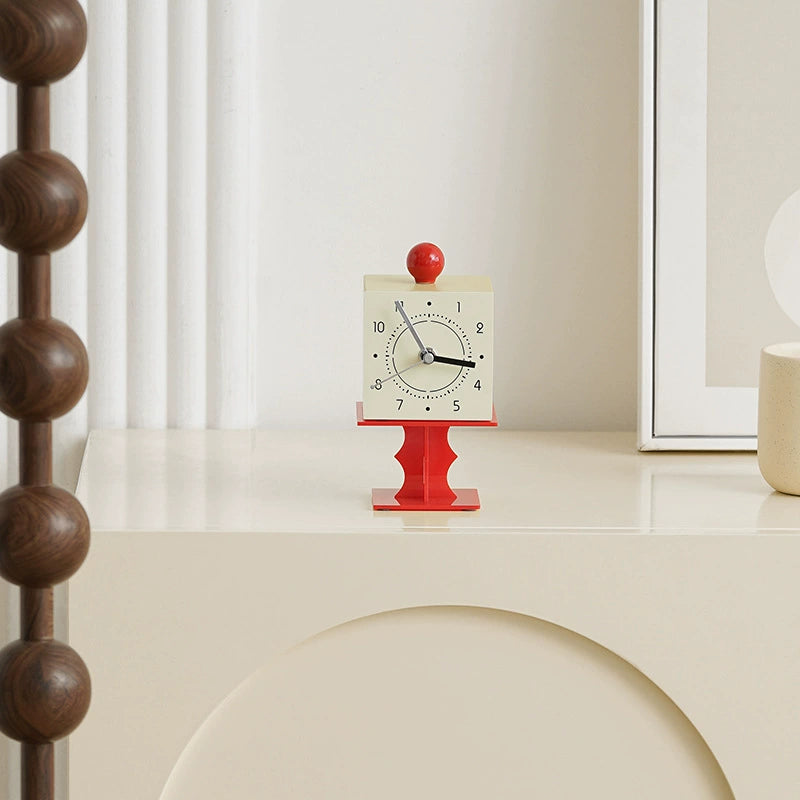 Nordic Cube Silent Pedestal Clock