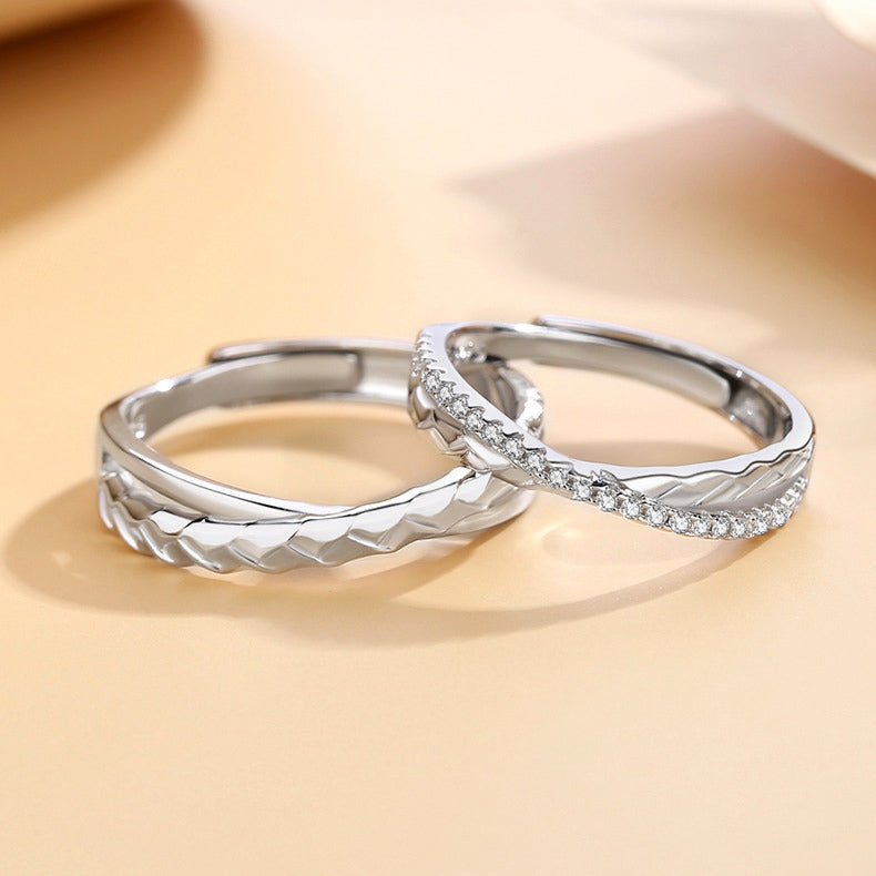 Custom Engraved Mobius Couple Wedding Rings