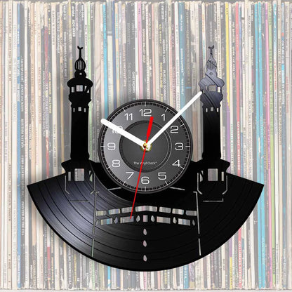 Qibla Shaped Islamic Style Wall Décor Silent Clock – Unique Vinyl Design