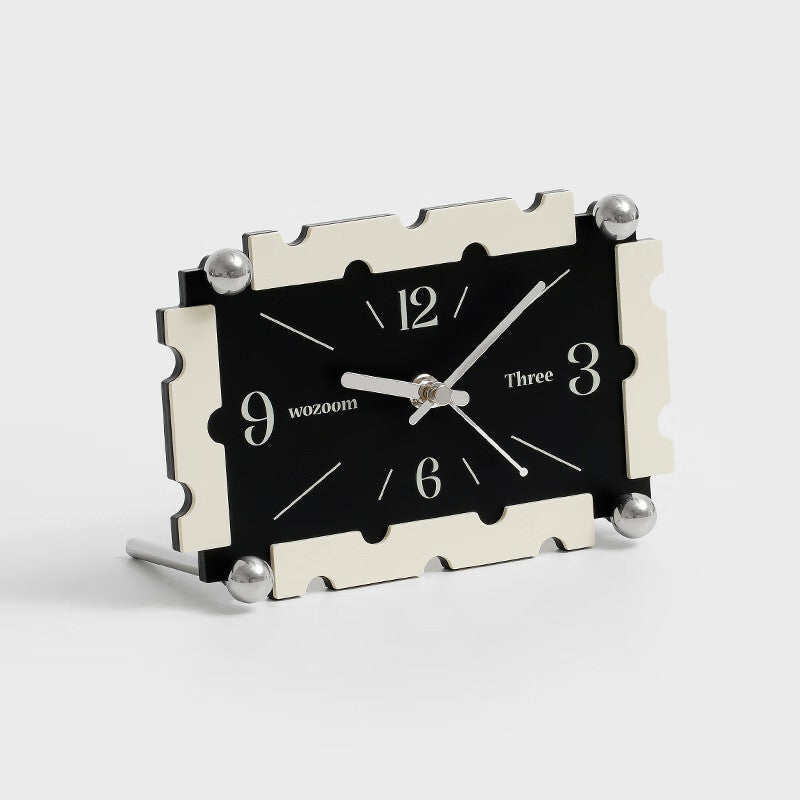 Retro Film-Frame Silent Desk Clock