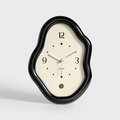 Modern Distorted Silent Table Clock