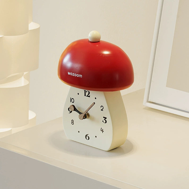 Artistic Mushroom Silent Table Clock