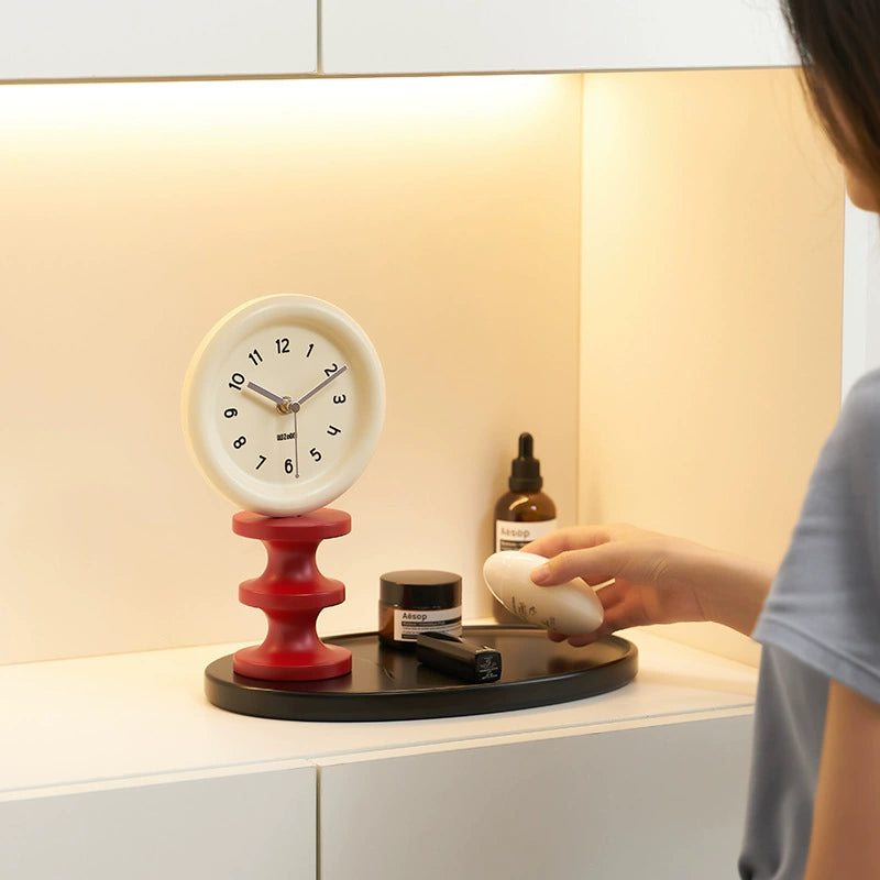 Nordic Silent Pedestal Table Clock