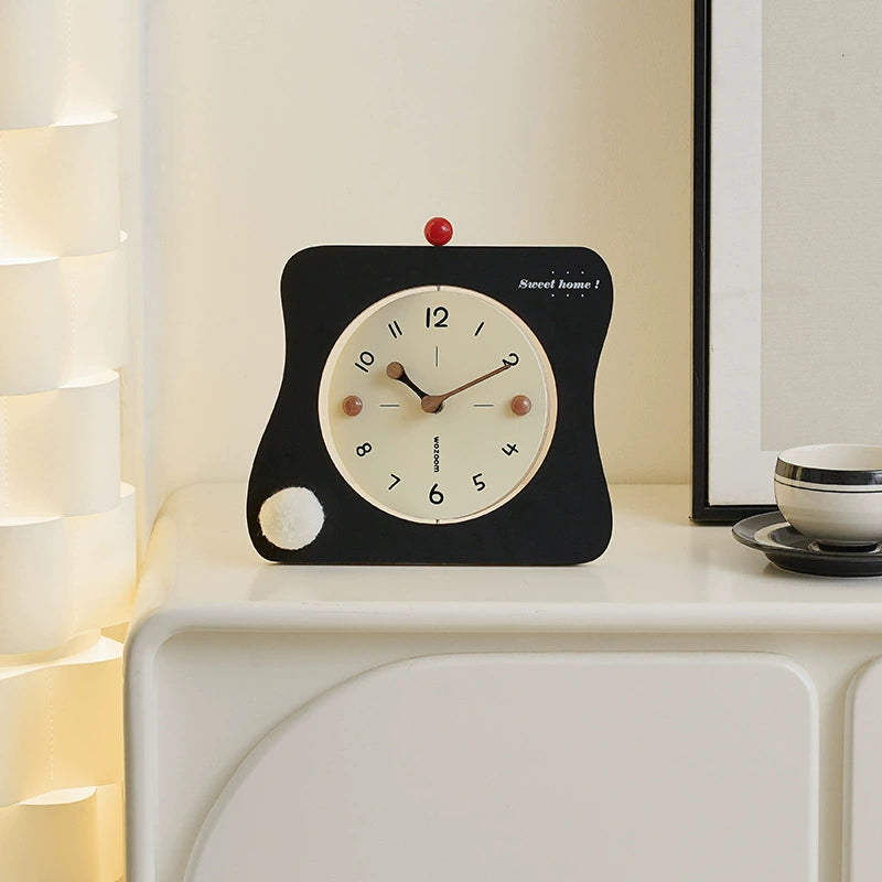 Sweet Home Silent Table Clock