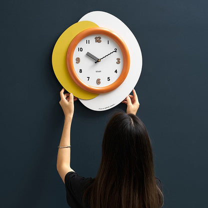 Modern Style Decorative Wall Clock 43cm