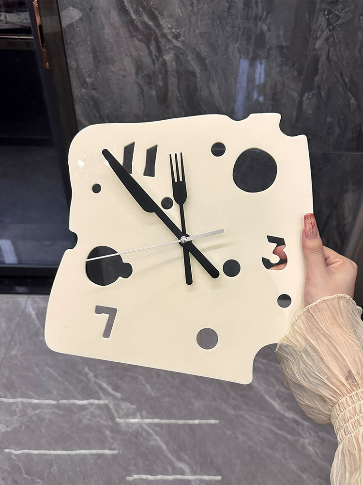 Cheese Shaped Silent Analog Table Clock