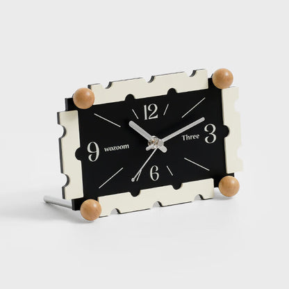 Retro Film-Frame Silent Desk Clock