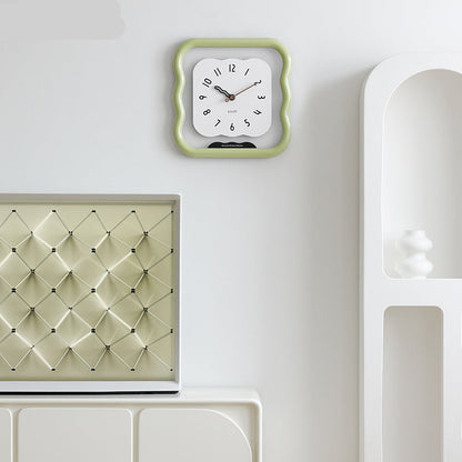 Creative Silent Battery-Operated Wall Décor Clock (12")
