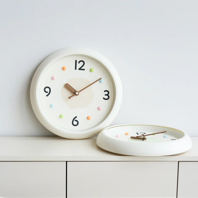 Cute Minimalist Wall Décor Silent Clock – Charming & Functional Design