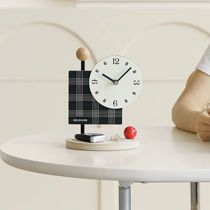 Modern Geometric Silent Storage Clock