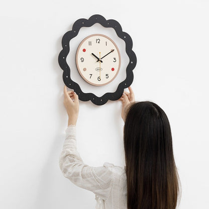 Flower Shaped Modern Decorative Wall Clock