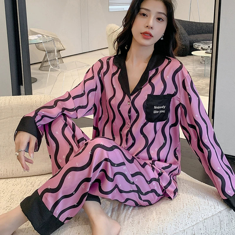 Women Pajamas Set – Trendy Pink/Black Wave Print Sleepwear