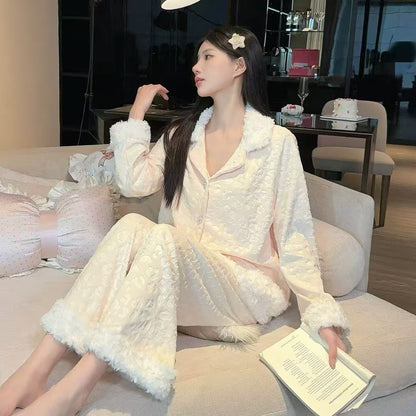 Women Pajamas Set – Plush Sherpa-Trimmed Luxury Winter Pajamas