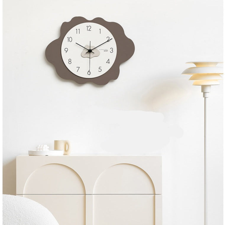 Modern Distorted Silent Wall Clock 47cm