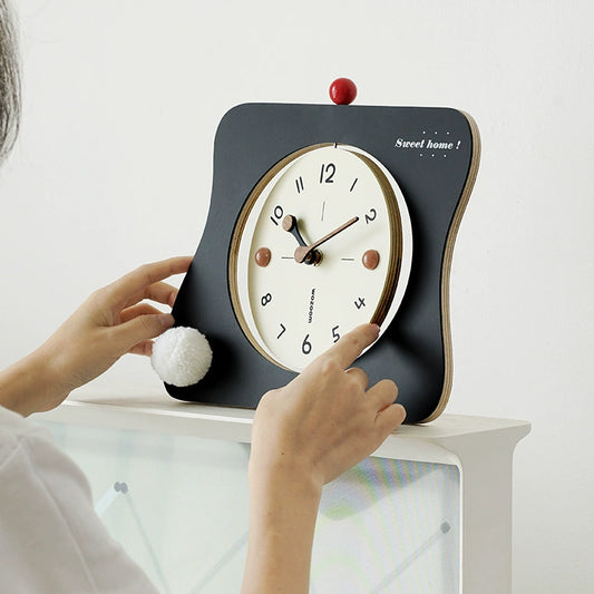 Sweet Home Silent Table Clock