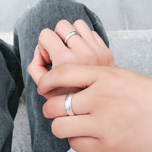 Engraved Hammered Matte Finish Couple Rings Set