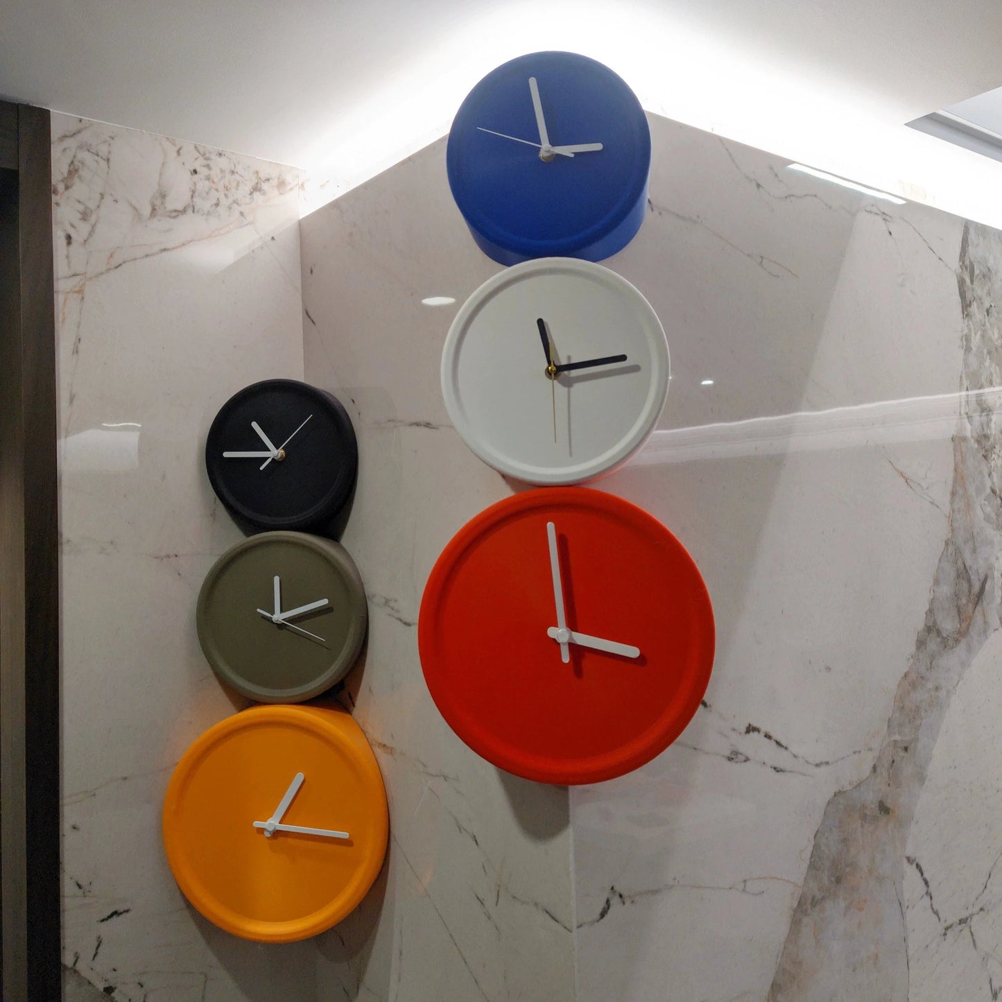 Minimalistic Nordic Analog Silent Wall Corner Clock