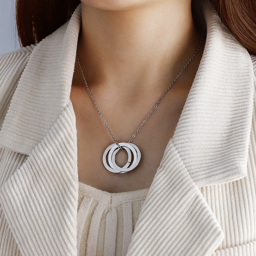 Interlocking Circles Necklace Gift for Mom