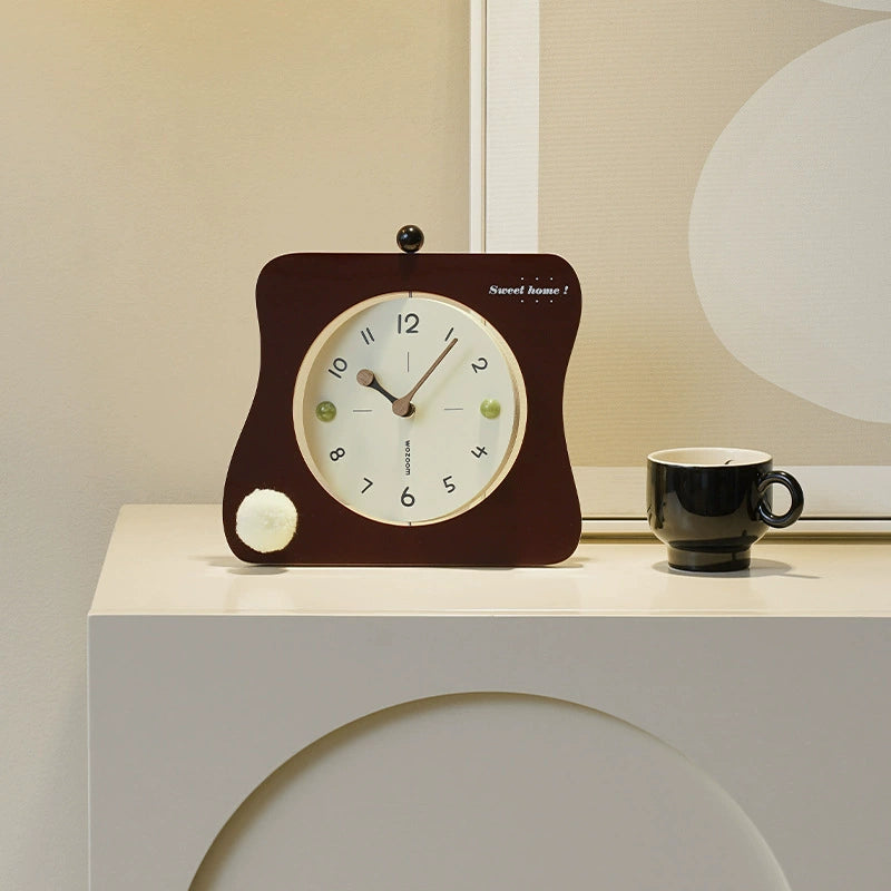 Sweet Home Silent Table Clock