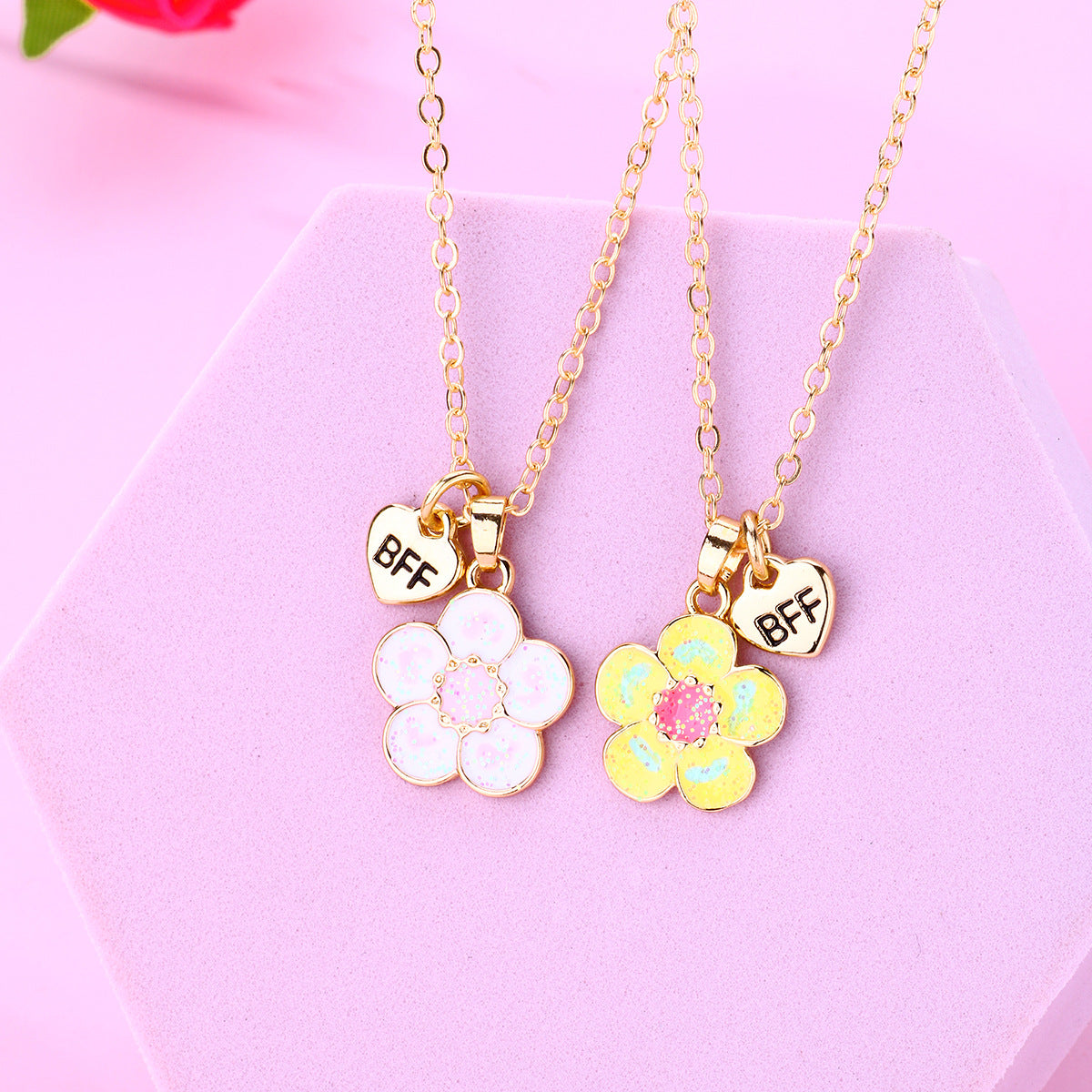 Cute Flower Friendship Necklaces Set