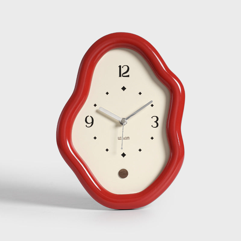 Modern Distorted Silent Table Clock