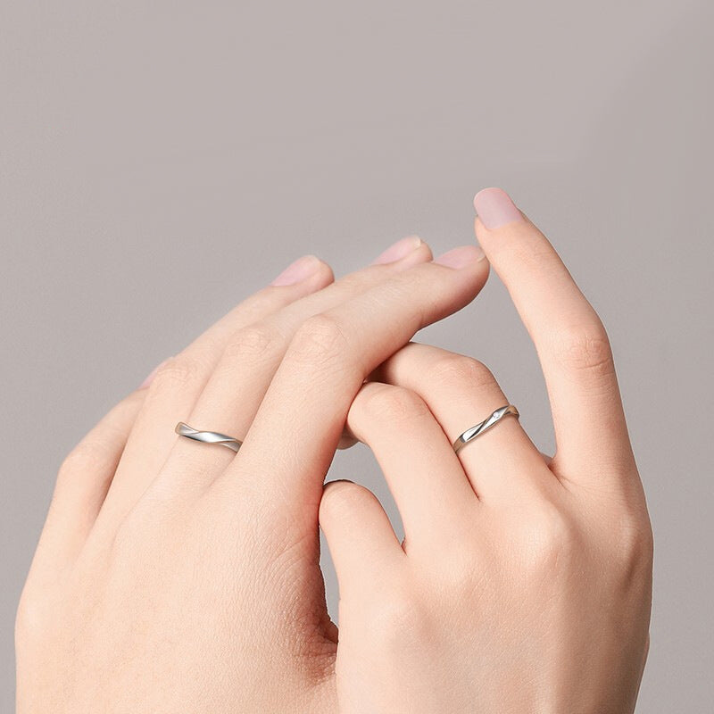 Custom Engraved Minimalist Promise Rings Set for Couples