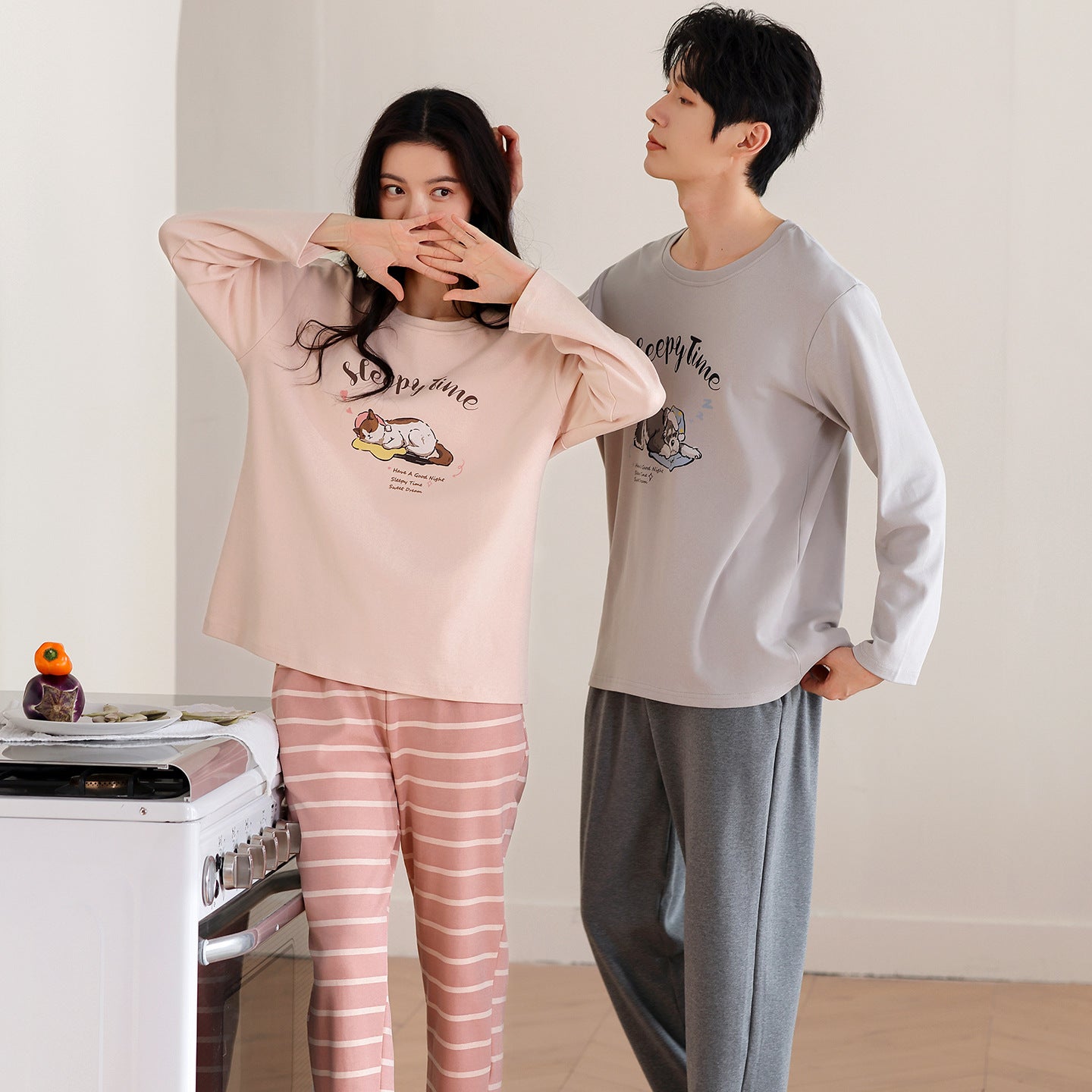 Soft Lounge Couple Pajamas – Cotton Sleepwear with Sleepy Puppy Prints by Gullei