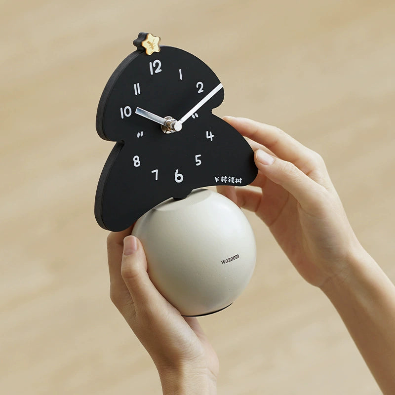 Christmas Tree Silent Wall Clock – Eco-Friendly, Artistic Design