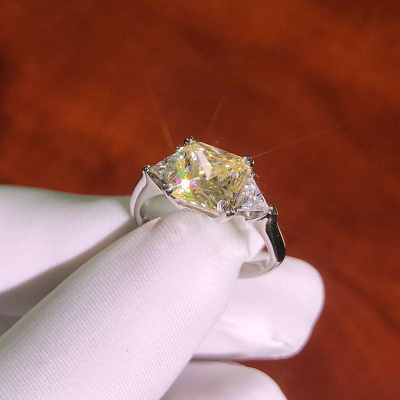 1 Carat Sona Diamond Anniversary Ring for Her