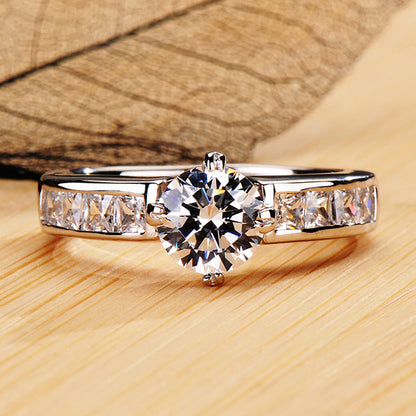 Brilliant Cut 0.8 Carat Diamond Promise Ring for Women