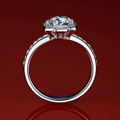 0.5 Carat Women's Diamond Ring with Moissanite