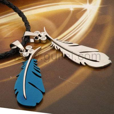 Custom Engraved Feather Couple Necklaces for two
